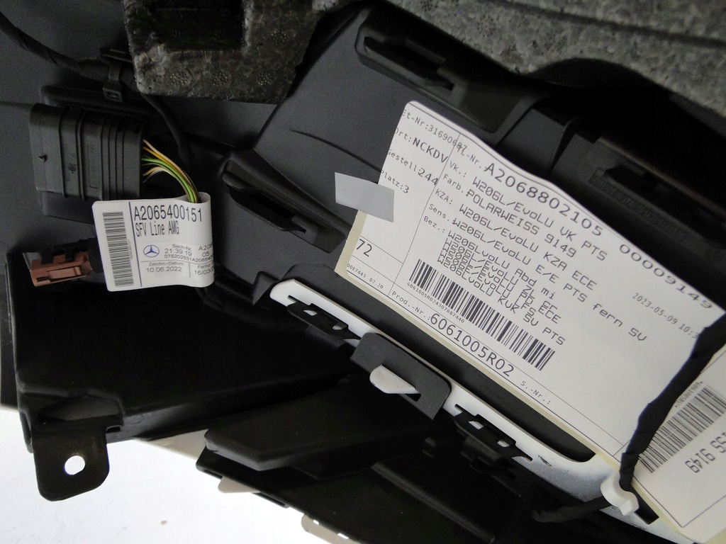 фото №14, Mercedes c klasa w206 206 бампер передній amg pts