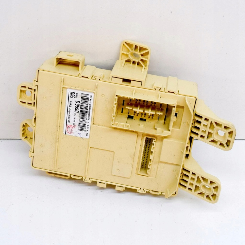 фото №1, Kia sportage 2016 рамка / модуль запобіжників