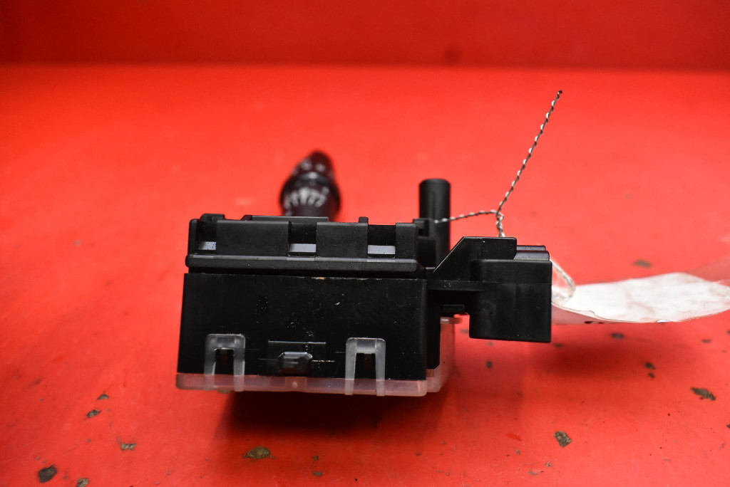 фото №6, Рычаг переключатель дворник 84652-05170 toyota avensis t25 kombi 02-06