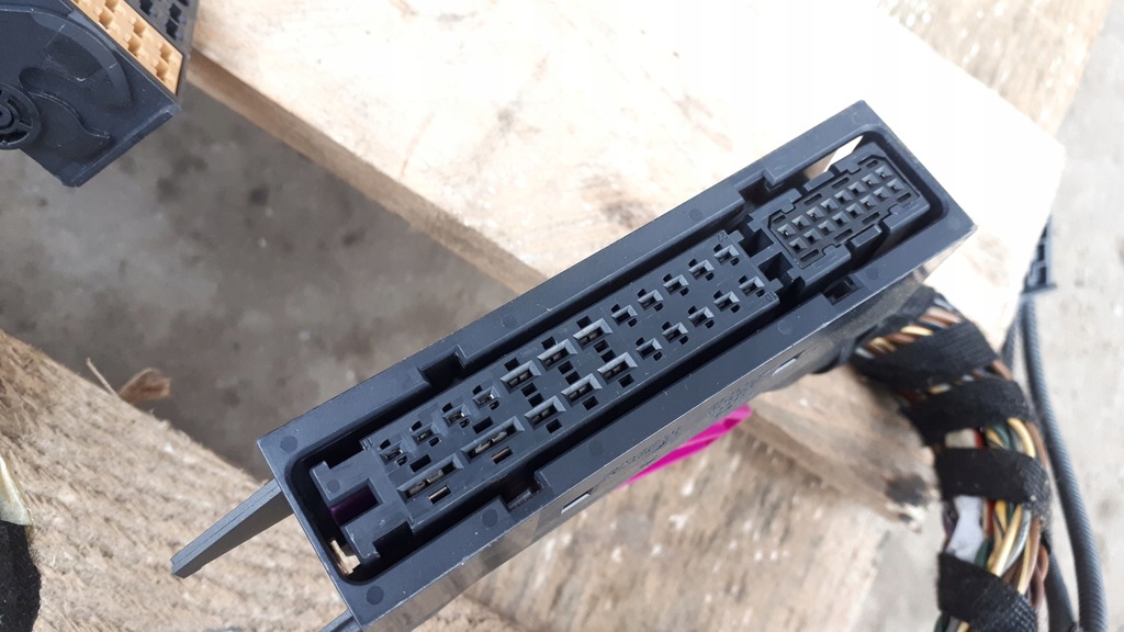 фото №13, A6 c7 4g жгут электропроводка усилителя bose s6 a7