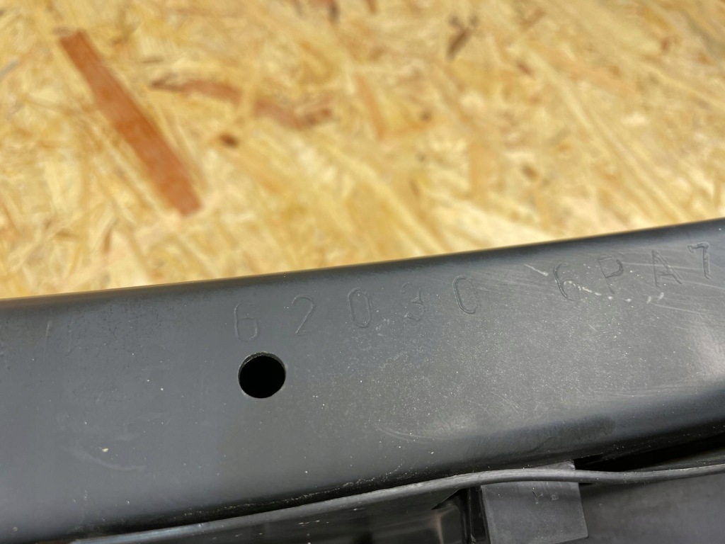 Балка бампера перед передняя абсорбер nissan juke 2 f16 62030-6pa7a 2019- в Украине