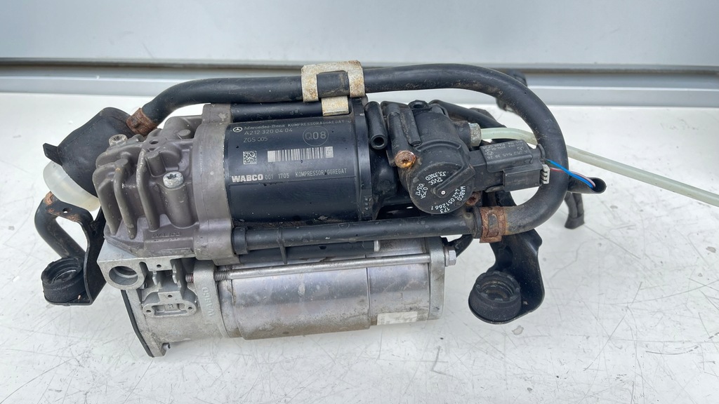 фото №1, Mercedes w212 компрессор подвеска a2123200404