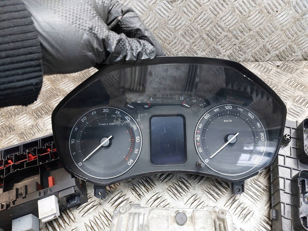 фото №10, Набор стартовый skoda octavia ii 1.9 tdi 03g906016dj 1k0959433bl