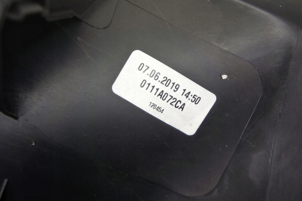 фото №7, Nb255 skoda scala захист обшивка сидіння правий задня