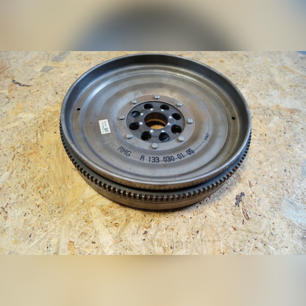 фото №1, Mercedes w246 cla 117 amg 45 gla колесо двомасовий