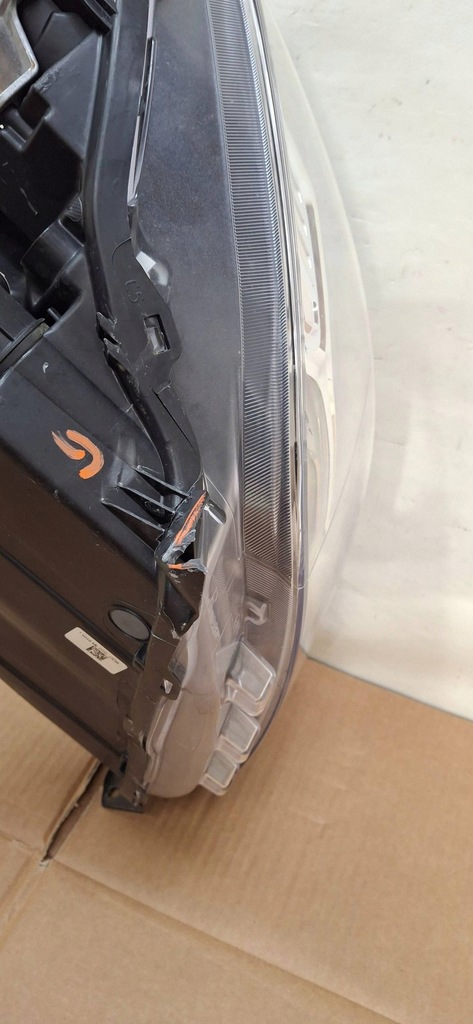 фото №12, Лампа перед передняя правая volvo xc40 full led 31655990 full led