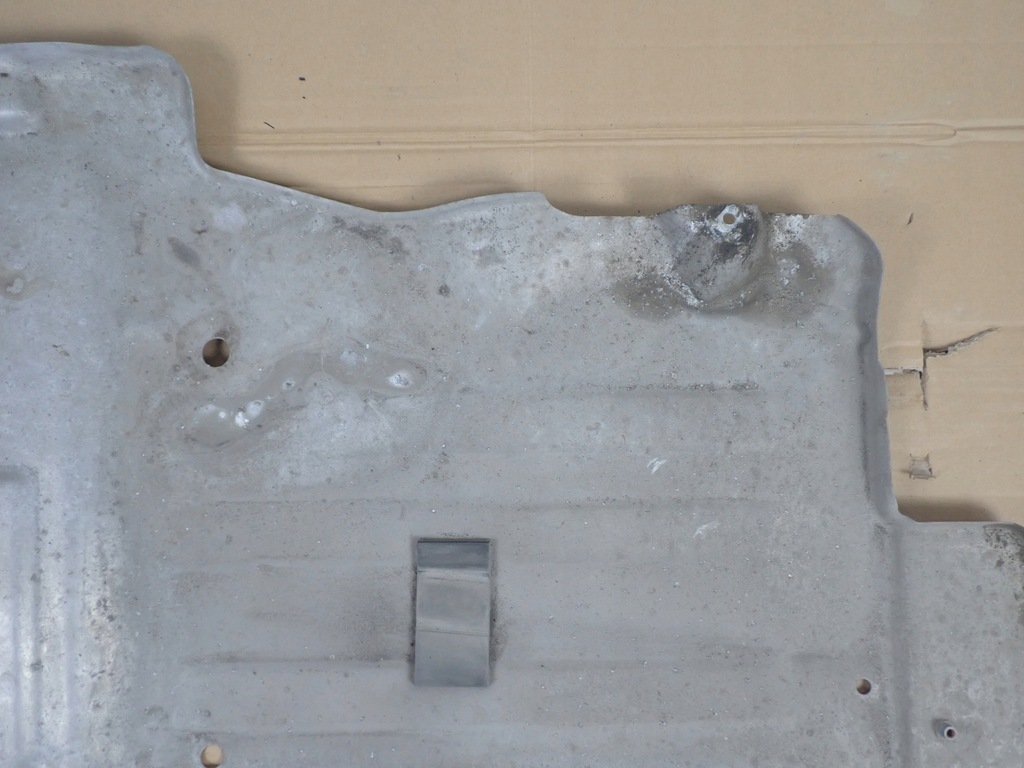 фото №10, Задня права захист підвіска jaguar xj x351 long europa aw93113b44af