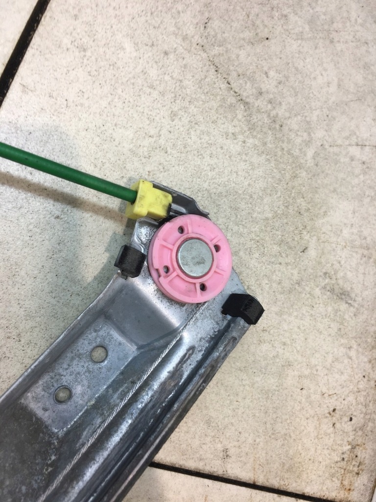 фото №8, Подъемник стекло левый opel corsa d 3d