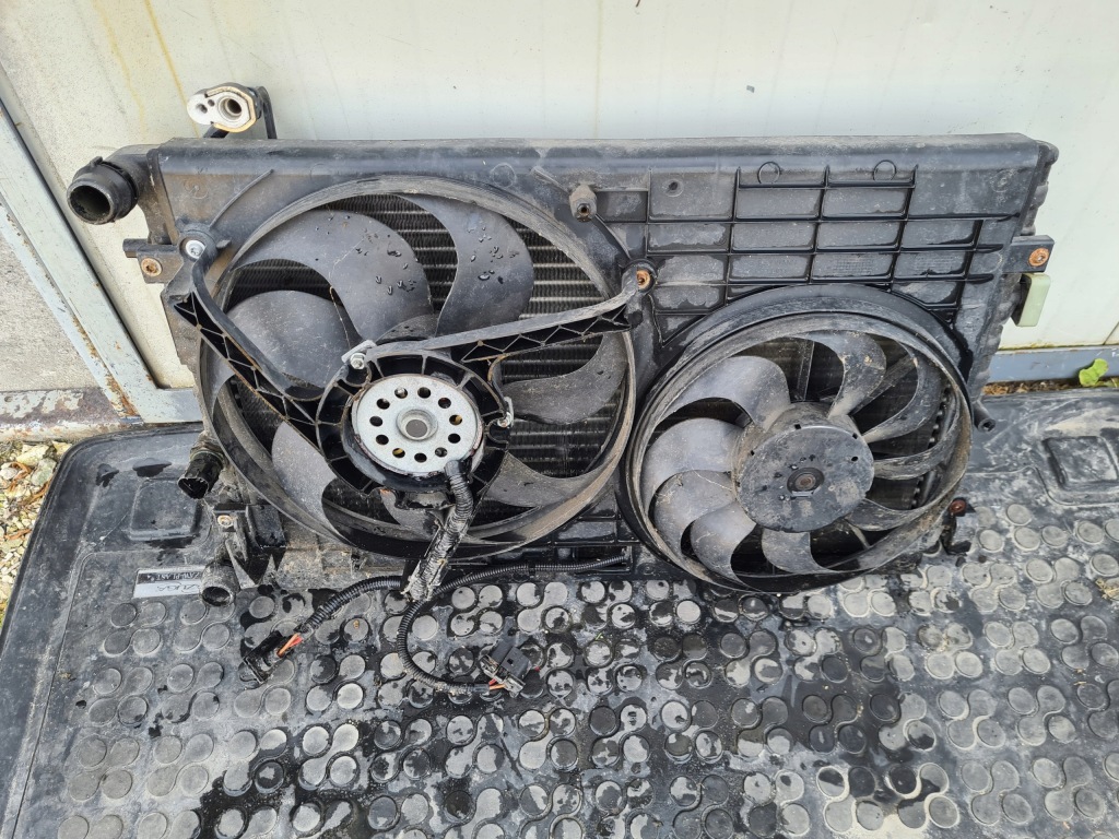 Купить Fabia 1 6y радиатор воды кондиционера вентиляторы