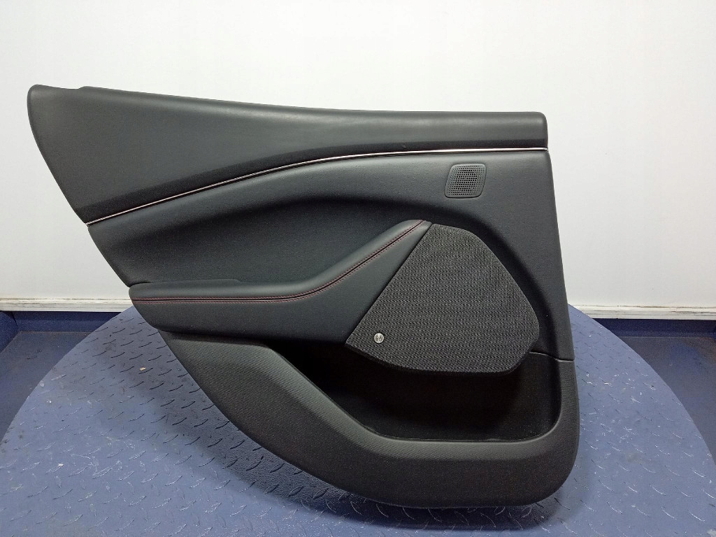 фото №1, Ford mustang mach-e обшивка обивка дверь левый задняя