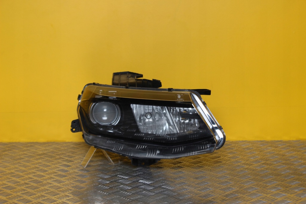 фото №1, Chevrolet camaro 2016- фара лампа правая usa