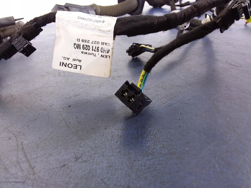 фото №8, Audi a8 d4 джгут двері лівий перед доводчик камера