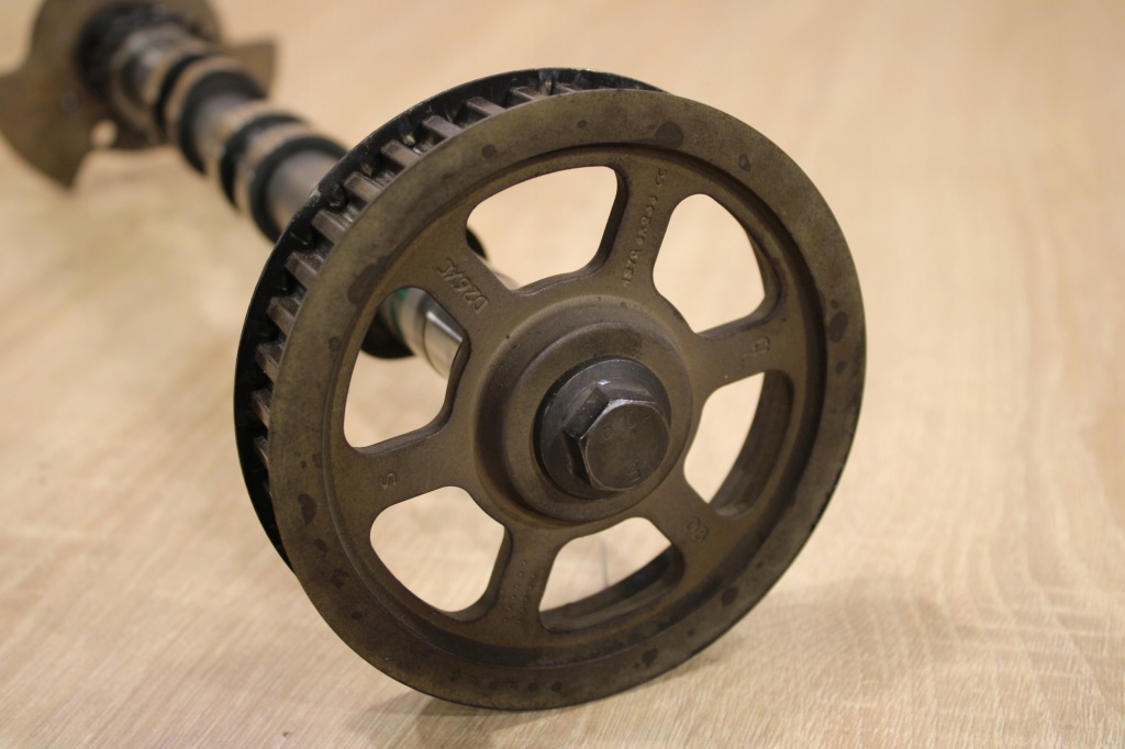 фото №9, Вал распредвал левый jaguar xf x250 v6 207 km