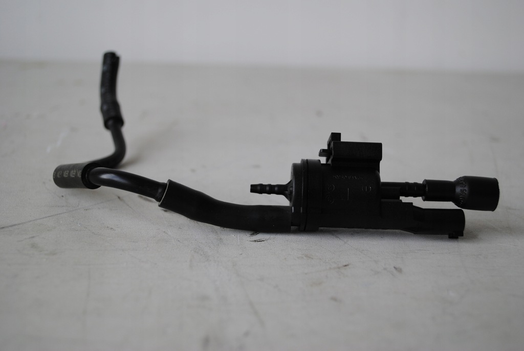 фото №1, Клапан вакууму a0025407097