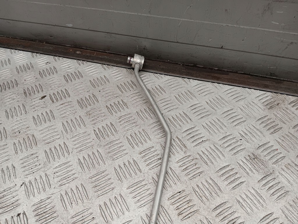 фото №5, Audi q3 8u 8u0820741d провода кондиционера