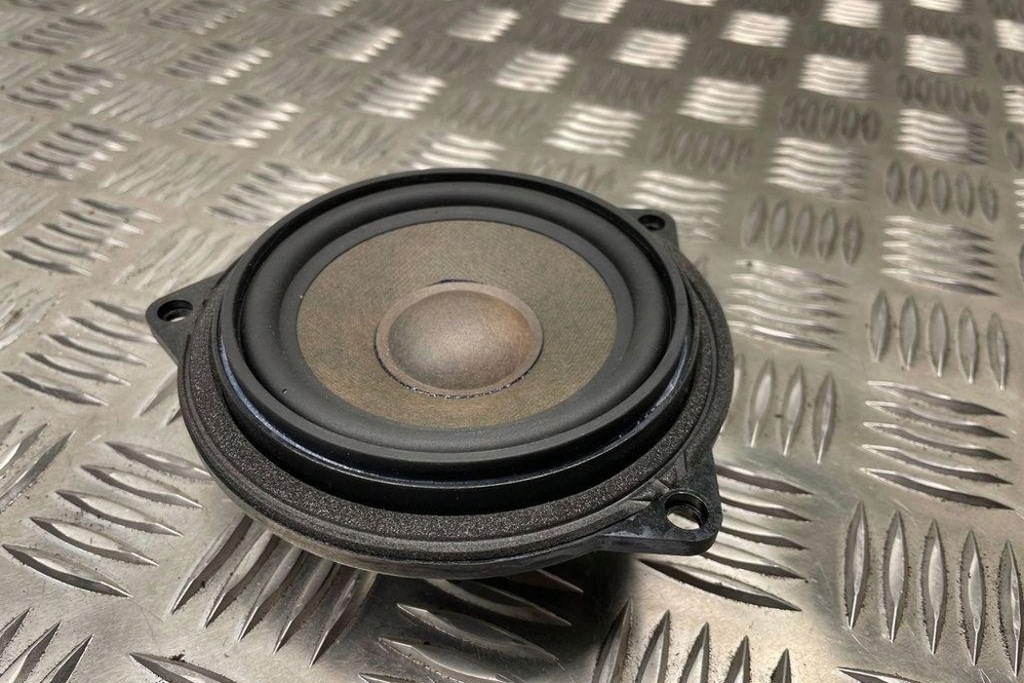 фото №9, Динамик передних правых дверь bmw 3 coupe e92 6945411 3.0l дизель 2012