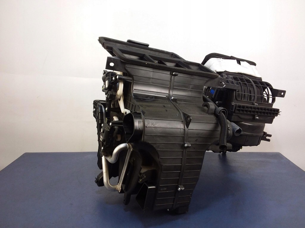 фото №7, Hyundai ix35 i отопитель вентилятор 97200-2y011