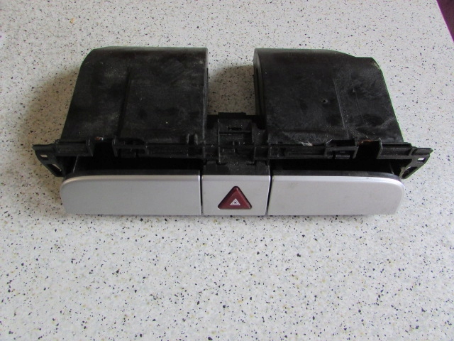 фото №1, Бардачок консоли vw passat b6