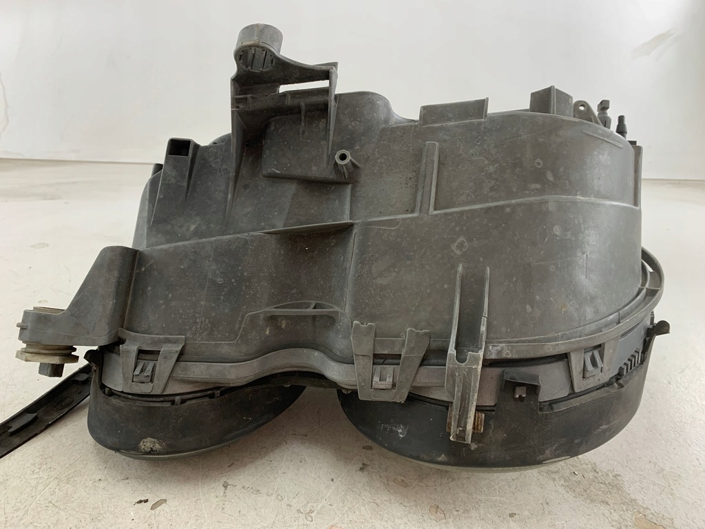 фото №7, Лампа права перед mercedes-benz e w210 144870