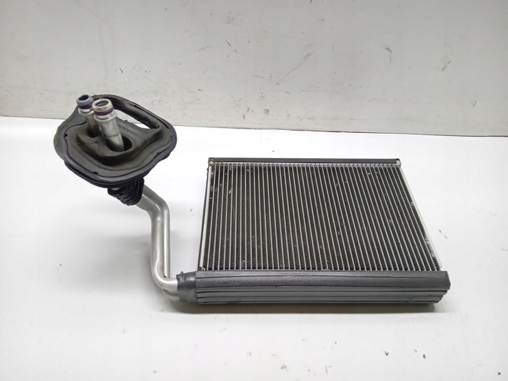 фото №1, Обігрівач кондиціонера bmw x1 e84