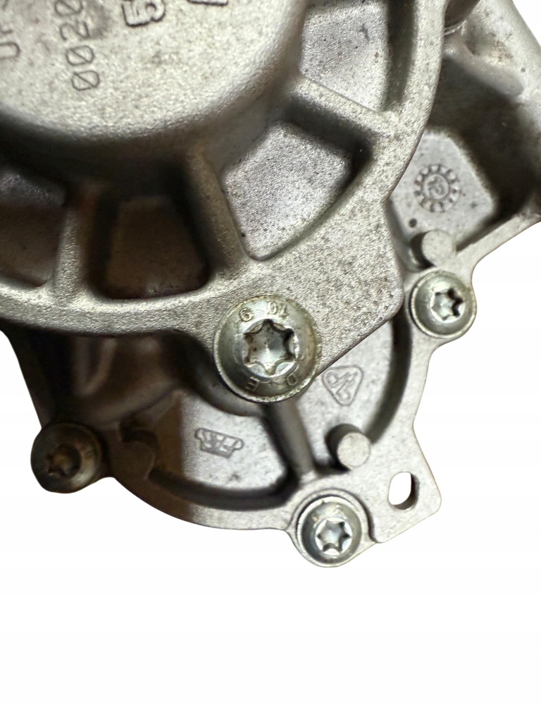 Mclaren 650s 3.8 v8 насос масла 518001-02 Доставка