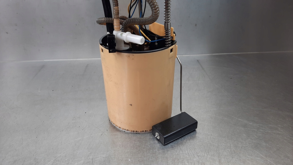 фото №7, Насос топлива 31273964 volvo s60 ii v60 xc60 xc70 v70 iiis80 ii 2.0 d3 163km