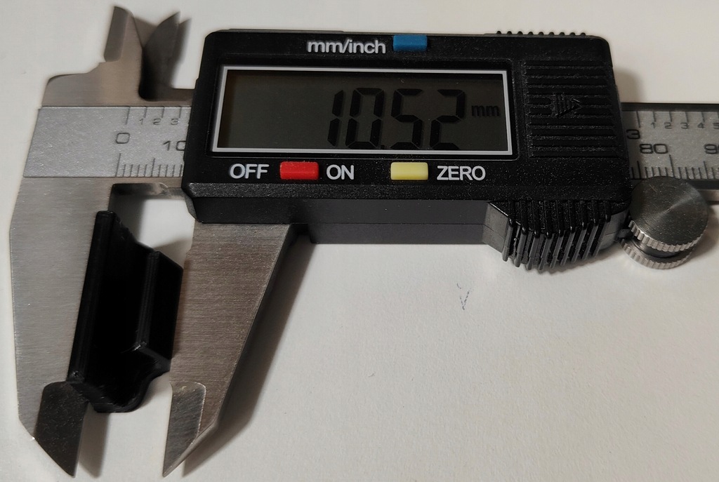 фото №4, Крепление шторка солнцезащитный renault scenic 3