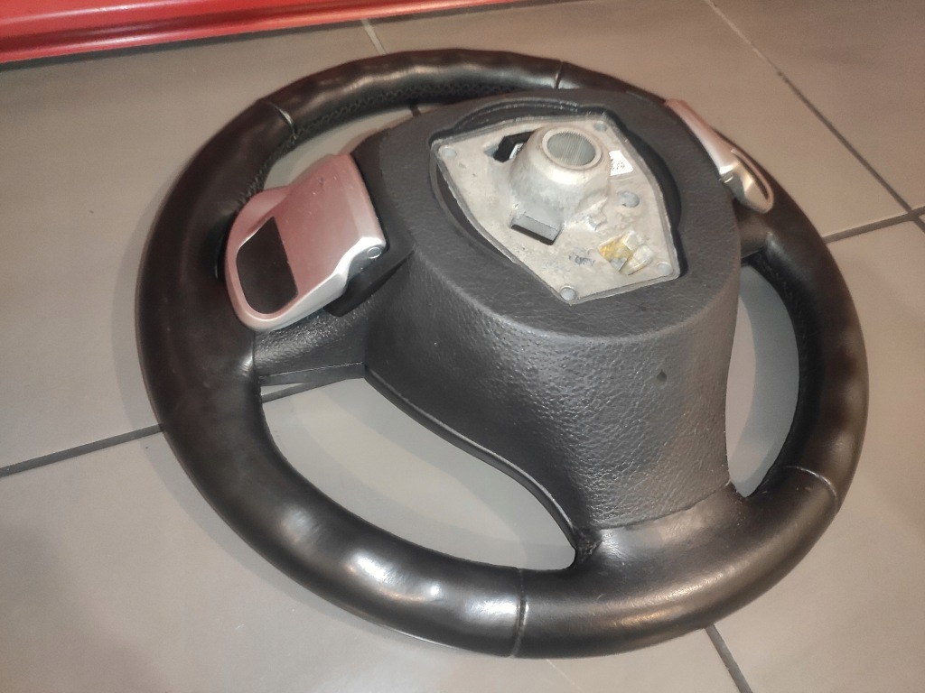 фото №13, Bmw 5 f10 f11 f07 повітропровід мультифункція пелюстки перемикання шкіра оригінал ładna