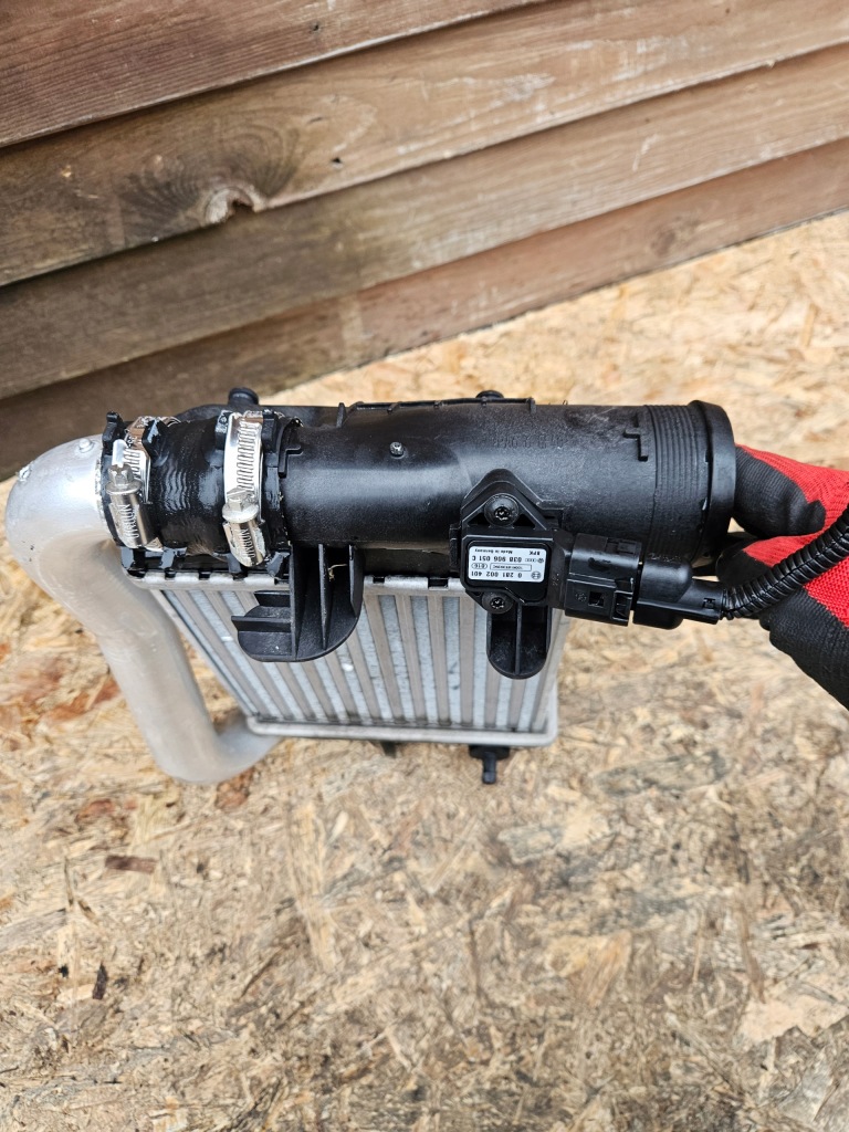 Радиатор интеркулер audi a6 c6 2.7 3.0 tdi 4f0145805af Недорого