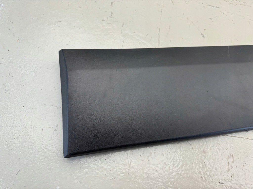 Mercedes sprinter w906 a906 06-19r молдинг двері бічна ліва Ціна