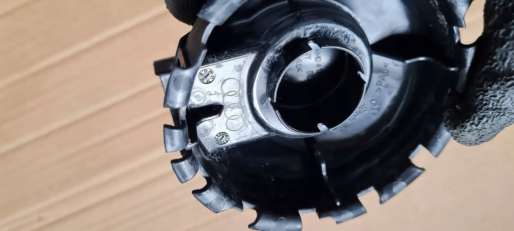 фото №8, Sq5 q5 80a заглушка накладка амортизатора 4m0412376a