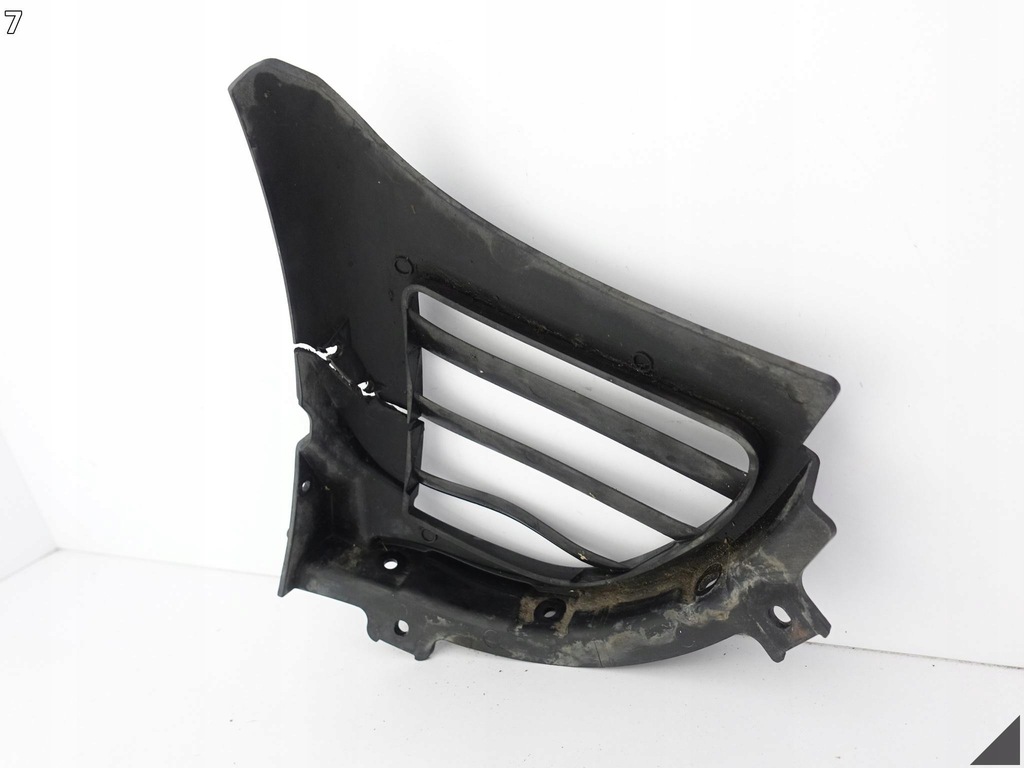 фото №8, Aston martin db11 16- подкрылок решётка защита впуск воздуха hy53-280b83-ab