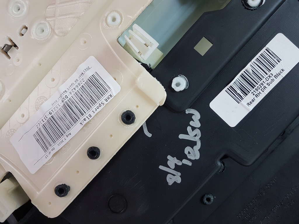 фото №7, Dodge ram 09-23 обшивка двері правий задня usa шкіра