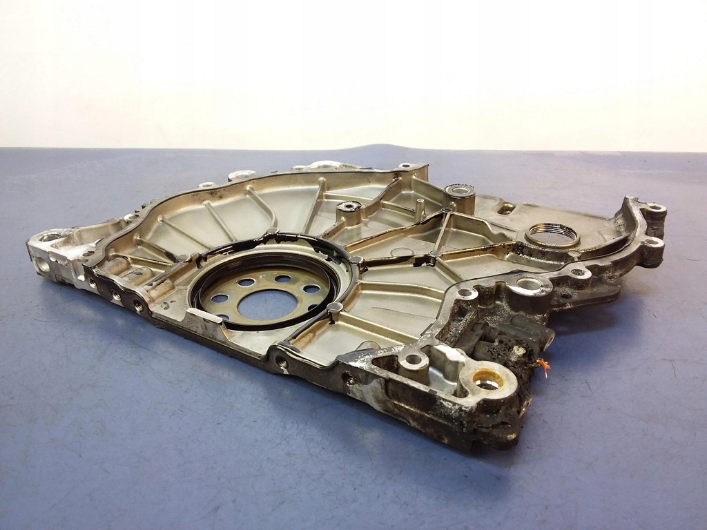 фото №4, Bmw 7 g11 g12 3.0 кришка розподільного валу 8513999