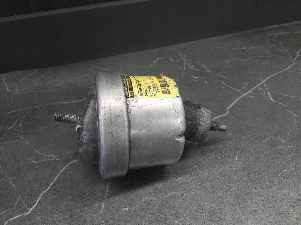 фото №1, Подушка двигуна opel vectra 2.0 98