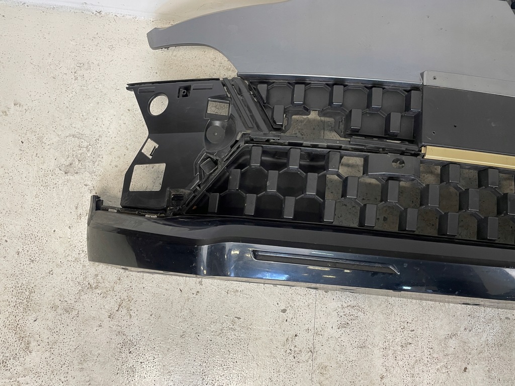 фото №7, Бампер перед передній renault megane v e tech