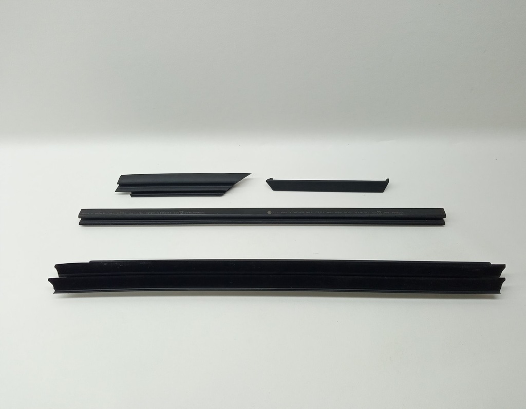 фото №1, Уплотнители дверь левая задняя bmw seria 7 g11