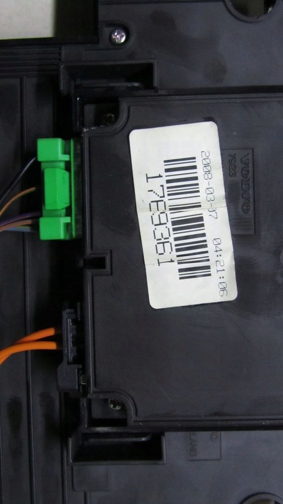 фото №5, Volvo xc70 ii панель радио дисплей 08-14 17