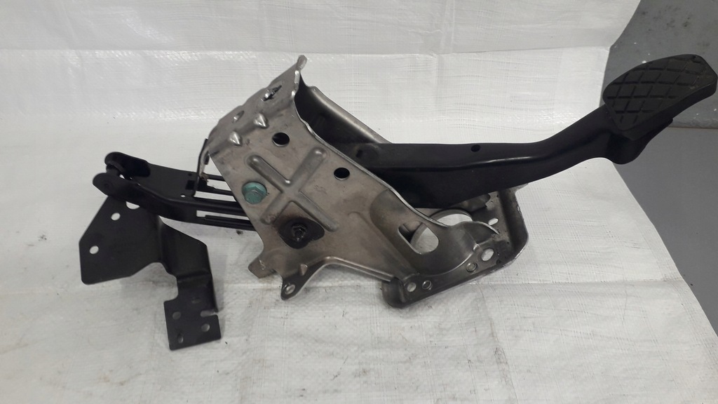 фото №5, Vw golf v 5d hb 1.6 педаль тормоза 1k1721057l