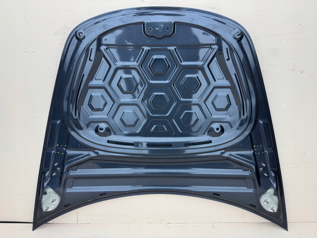 Tesla model 3 3 17r- капот крышка двигателя перед передняя Недорого