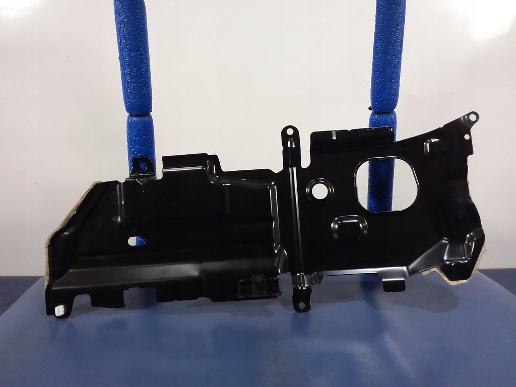 фото №1, Bmw 740le основа захист акумулятор