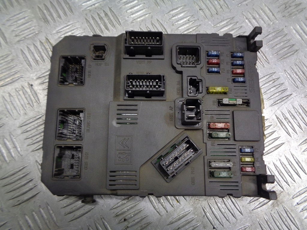 фото №1, Коробка модуль bsi citroen c3 s118085100