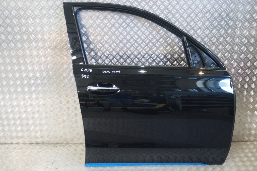 фото №1, Двері правий перед mercedes gle suv w167 c836
