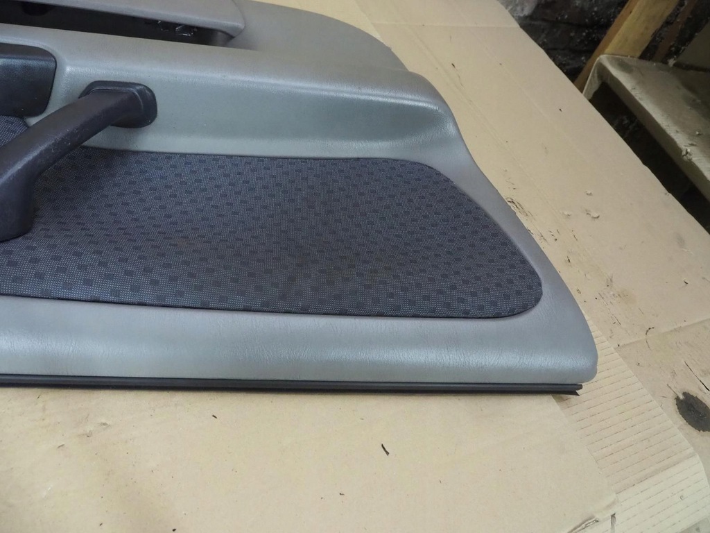 фото №12, Обшивка оббивка двері перед лівий primera p11 lift