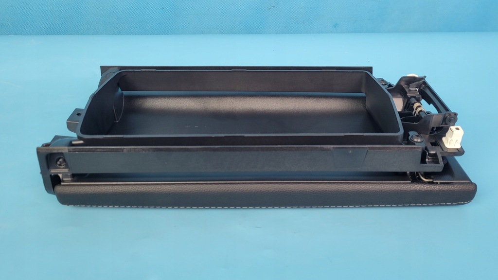 фото №8, Opel astra l vi gse 23r подлокотник консоль средняя кожа 9834538480