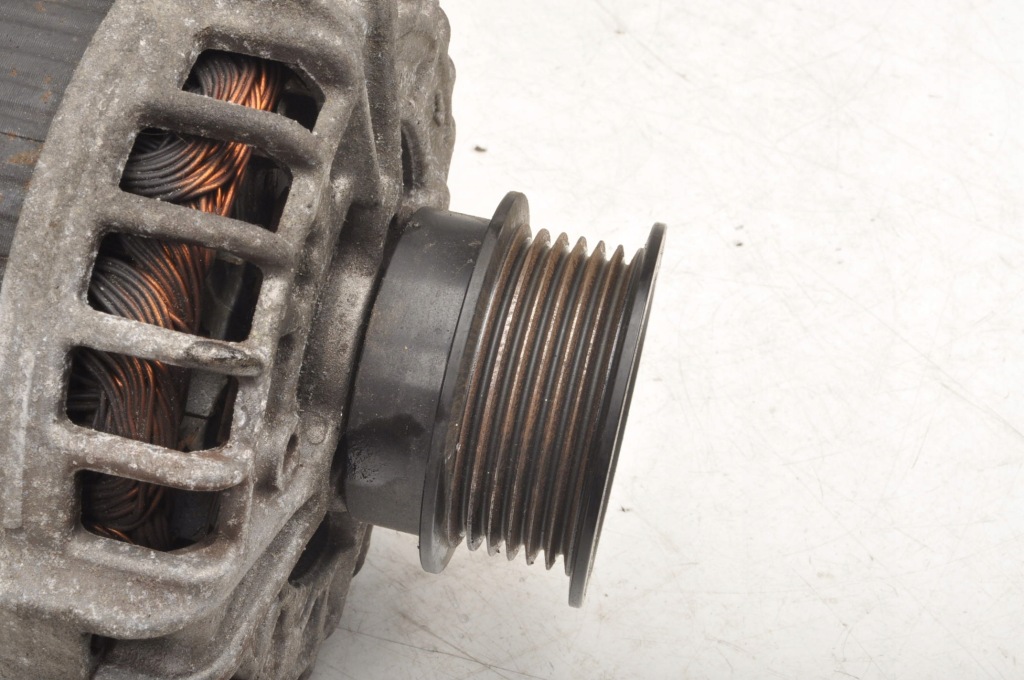 фото №2, Volvo v40 ii 2.0 d4 190km генератор 30659580