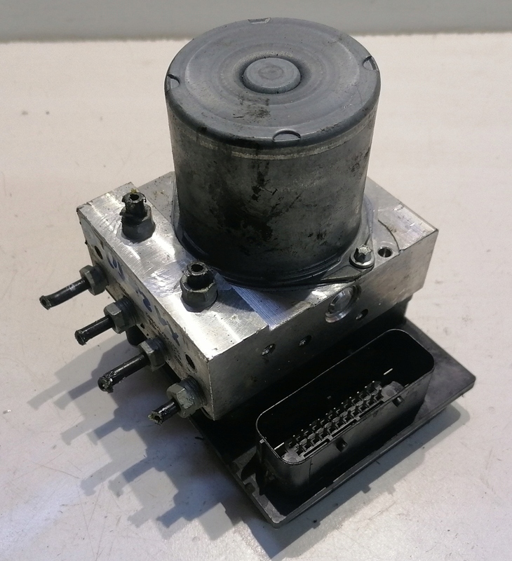 фото №1, Bmw x1 09- насос abs 6798991-01