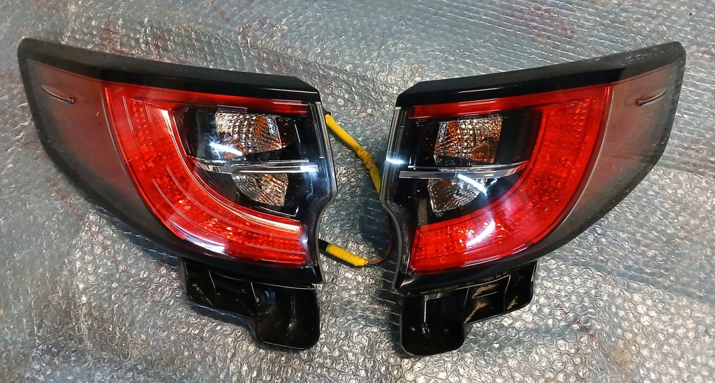 фото №1, Лампа задня ліва права suzuki swace kombi idealna