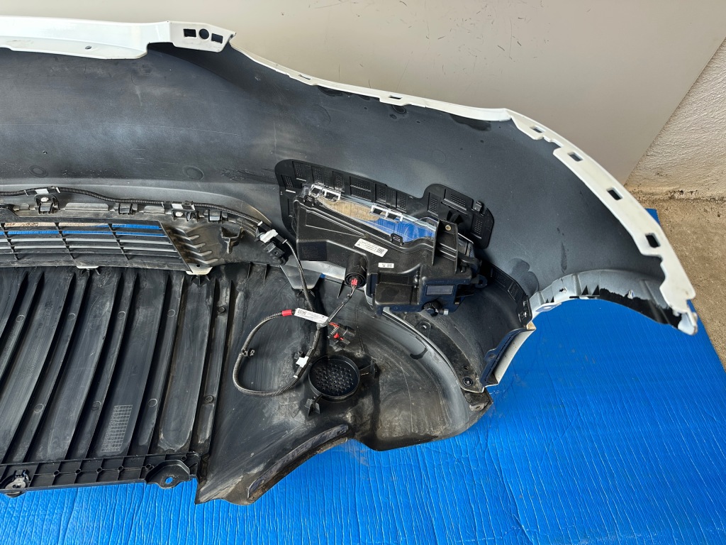 фото №15, Kompletny tesla y 20-24 1492555-00-c бампер передний плита противотуманные фары оригинальный номер oem