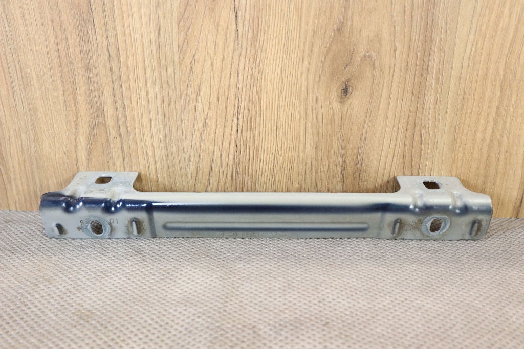 фото №1, Mercedes slk 171 r171 лист кронштейн крила перед 1718810914 c950